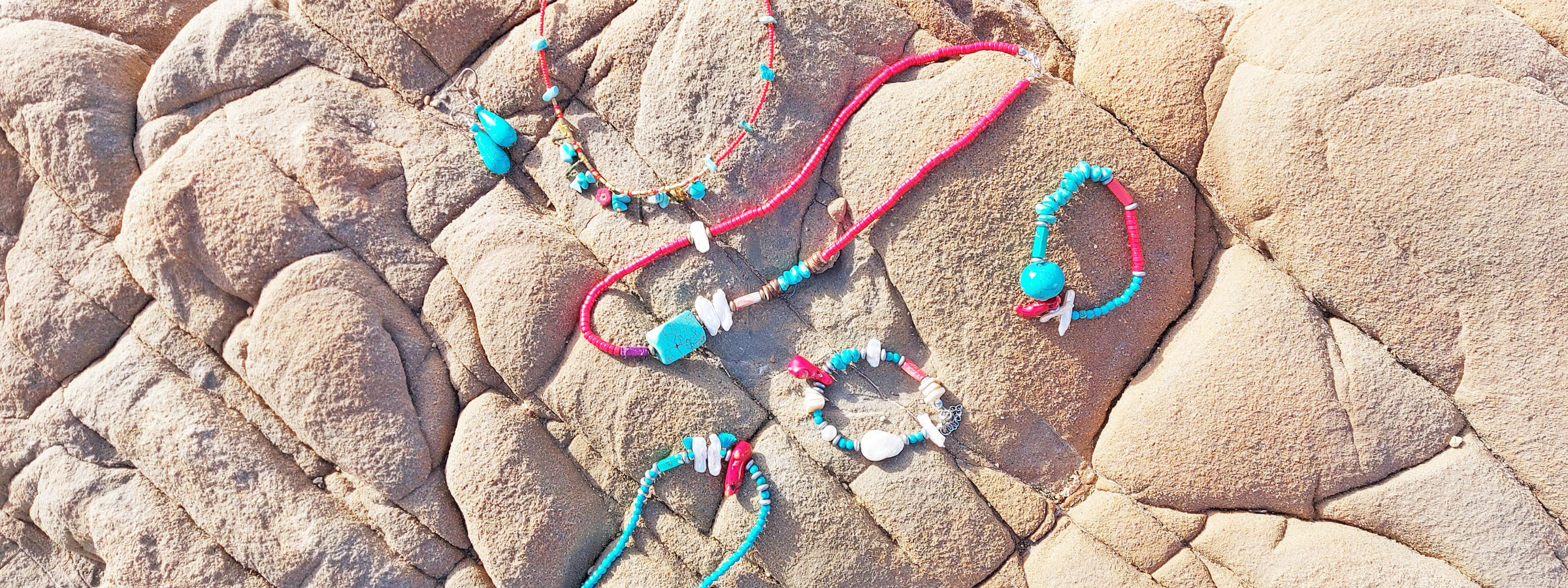 Ege Ruhunu Yansıtan Küpeler