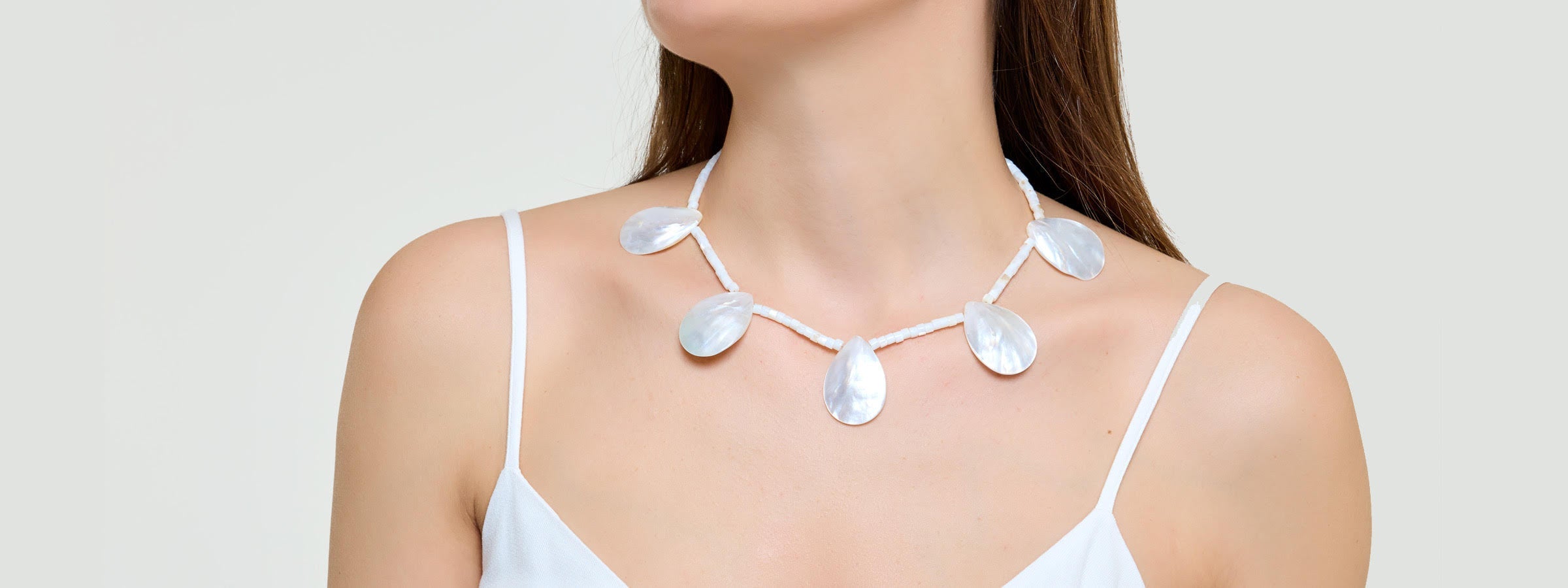 El Yapımı Sınırlı Üretim Kolye Koleksiyonu