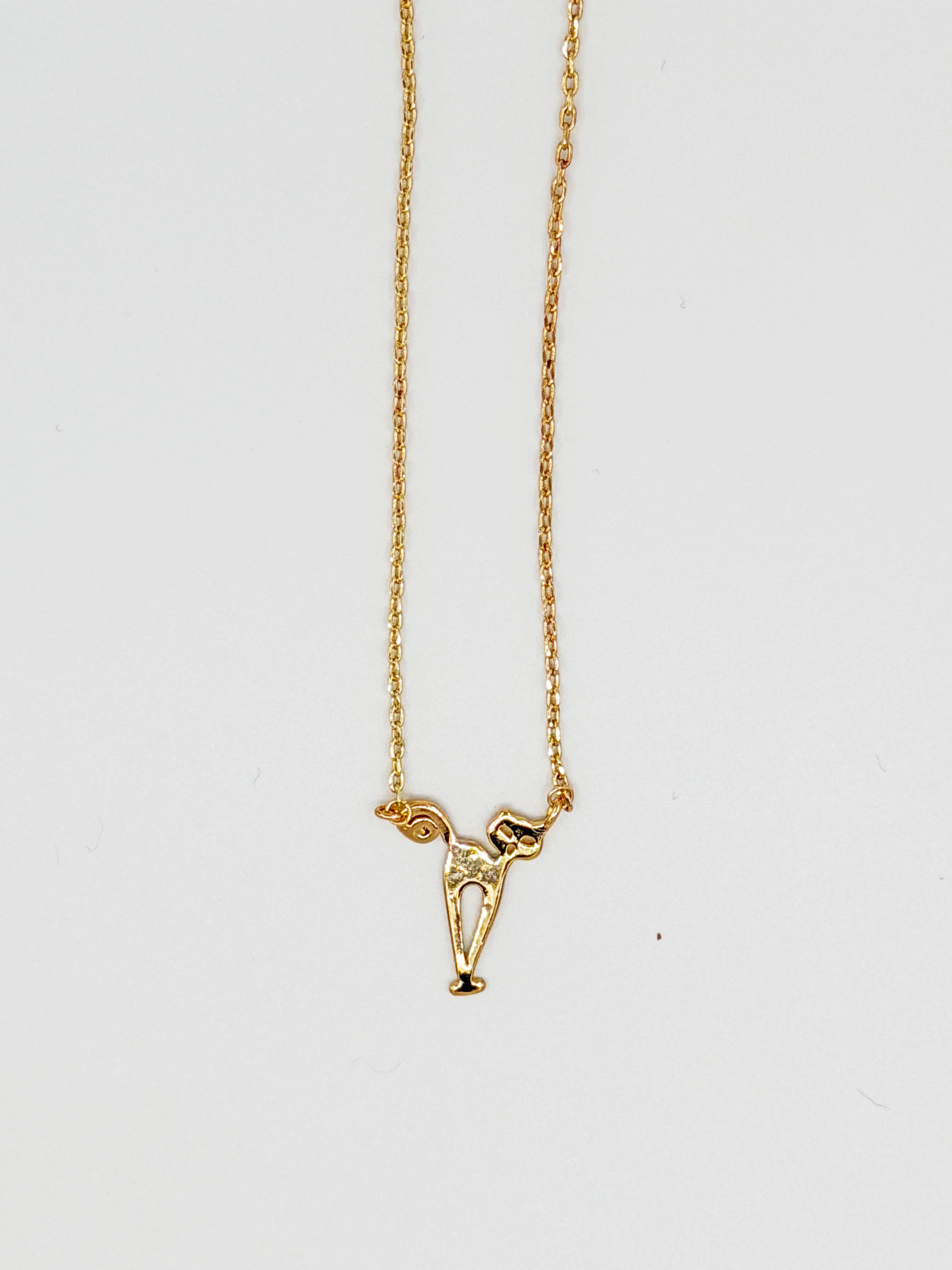 Minimal Kedi Figürlü Kolye