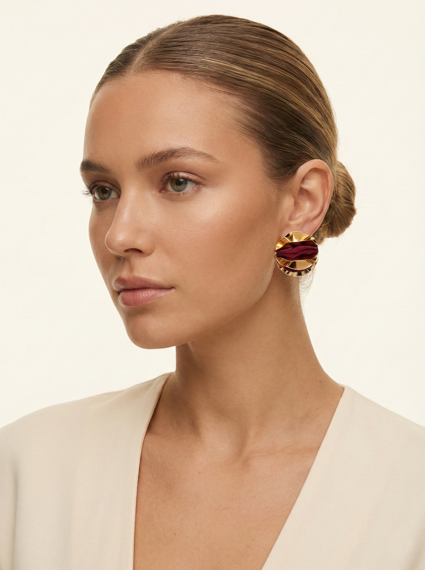 Bordo Tül Metal Karışımlı Küpe