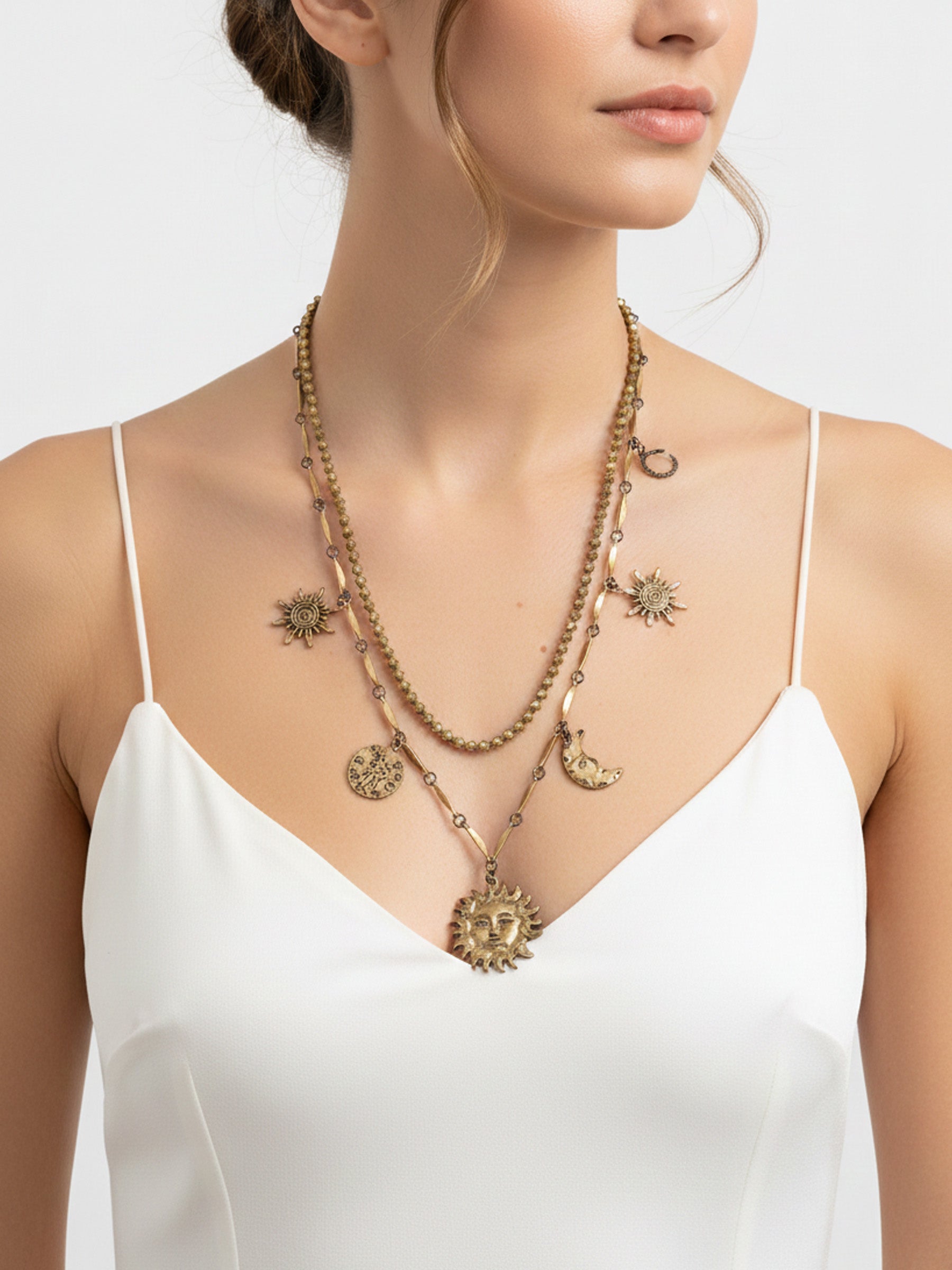Çift Sıra Altın Renk Güneş-Ay Kolye
