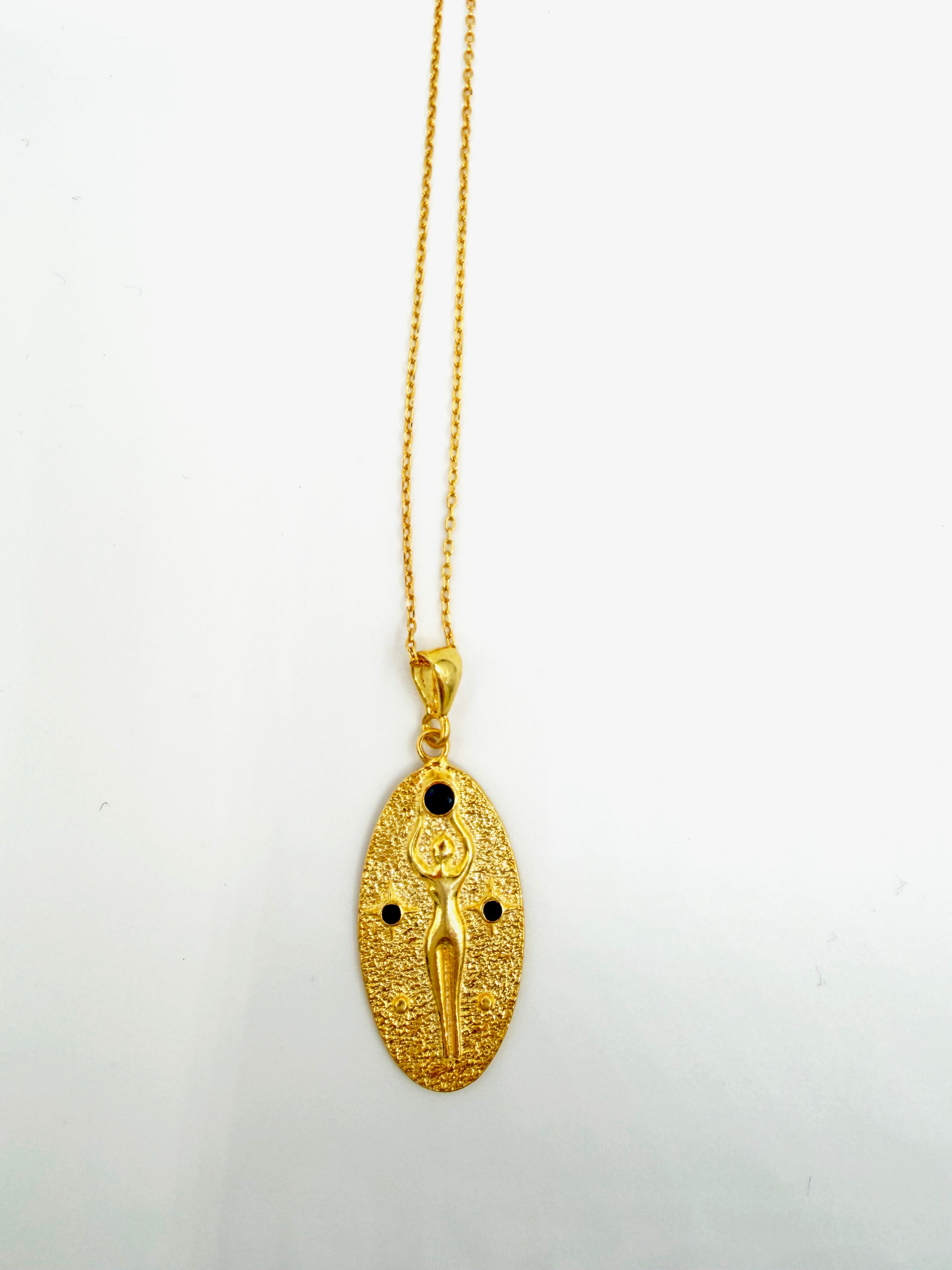 Antik Kadın Figürü Altın Kaplama 925 Ayar Gümüş Kolye