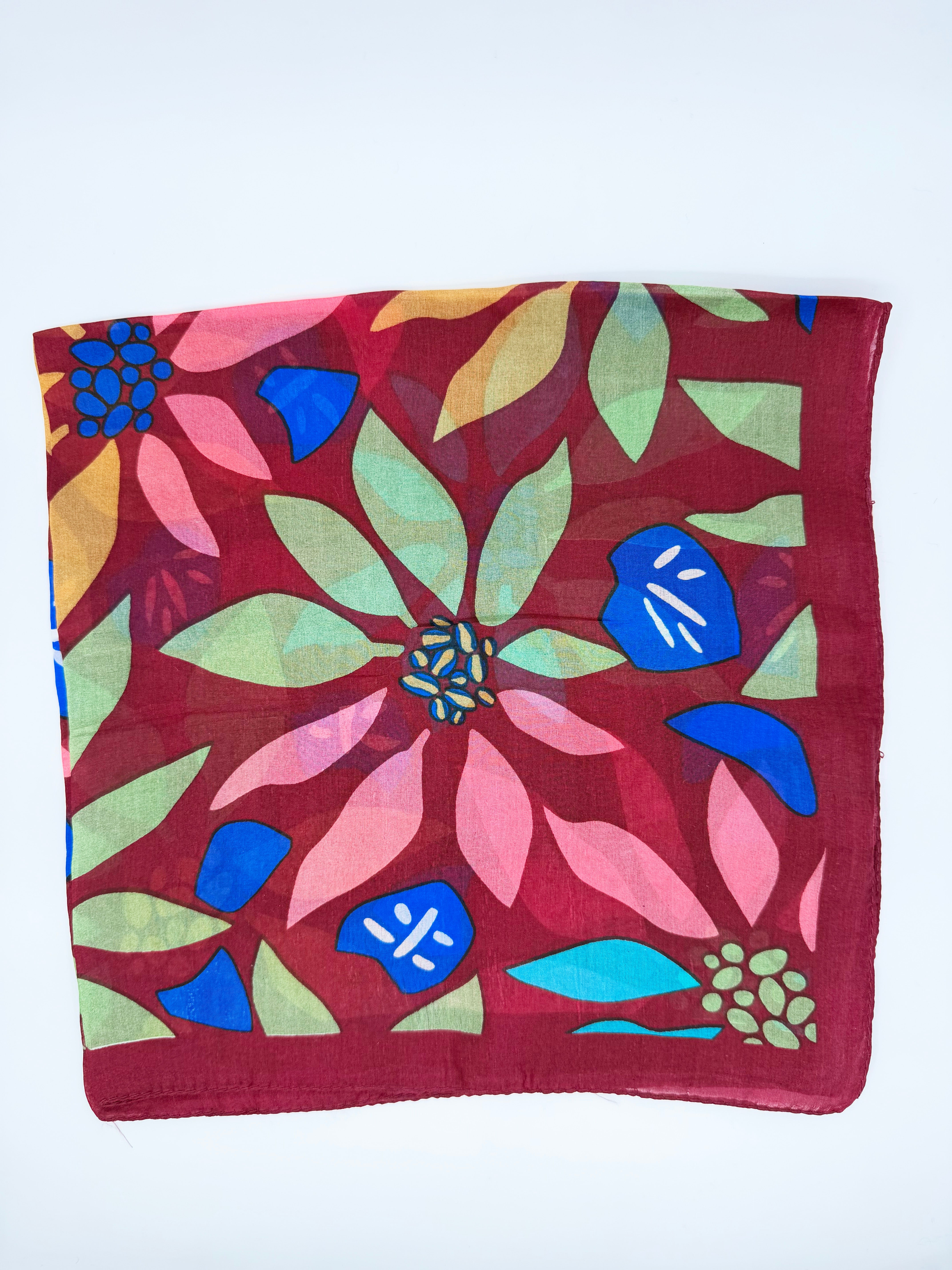 Soyut Çiçek Desenli Kare İpek Fular