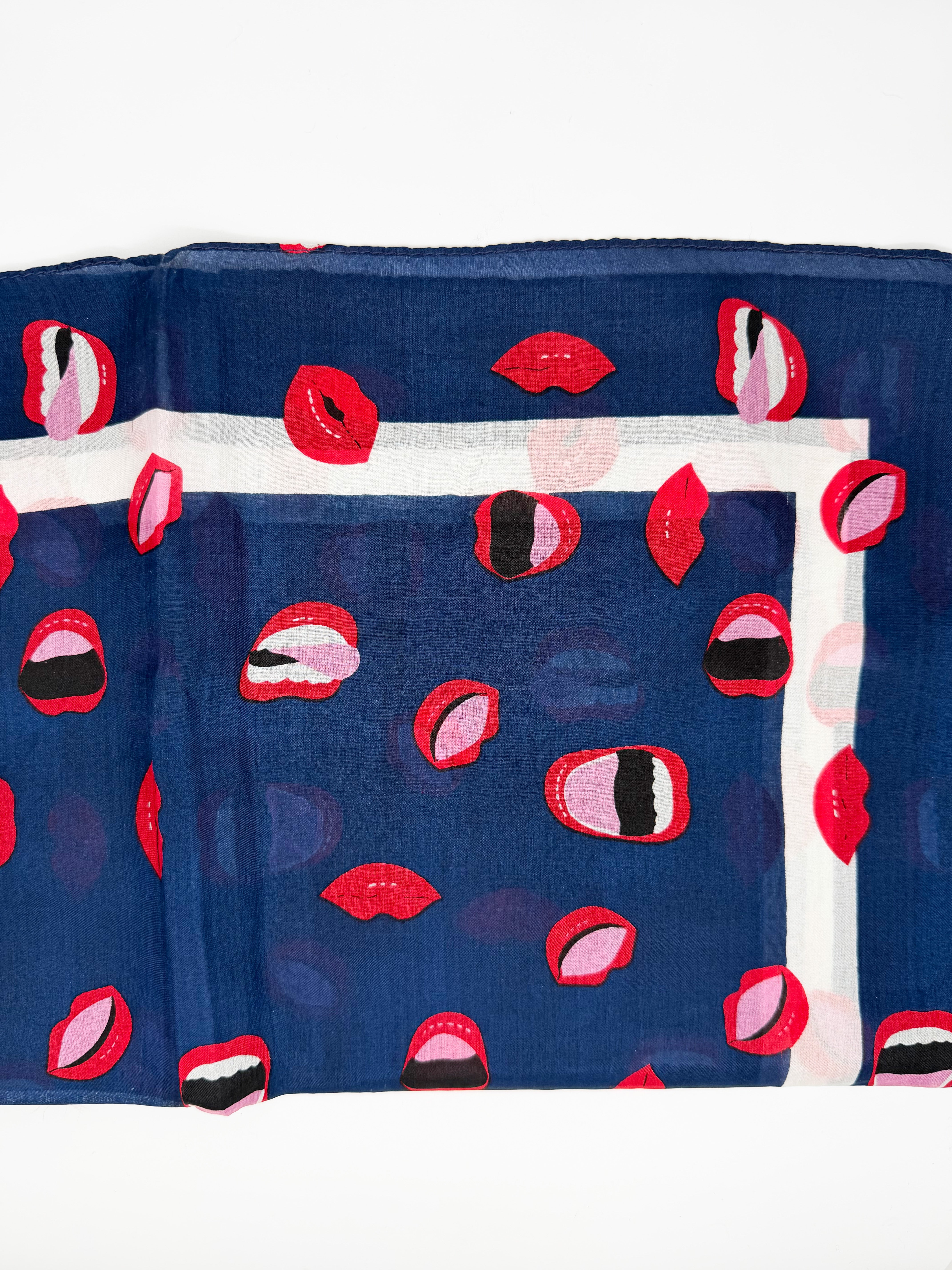 Lacivert Dudak Desen Büyük Kare İpek Fular