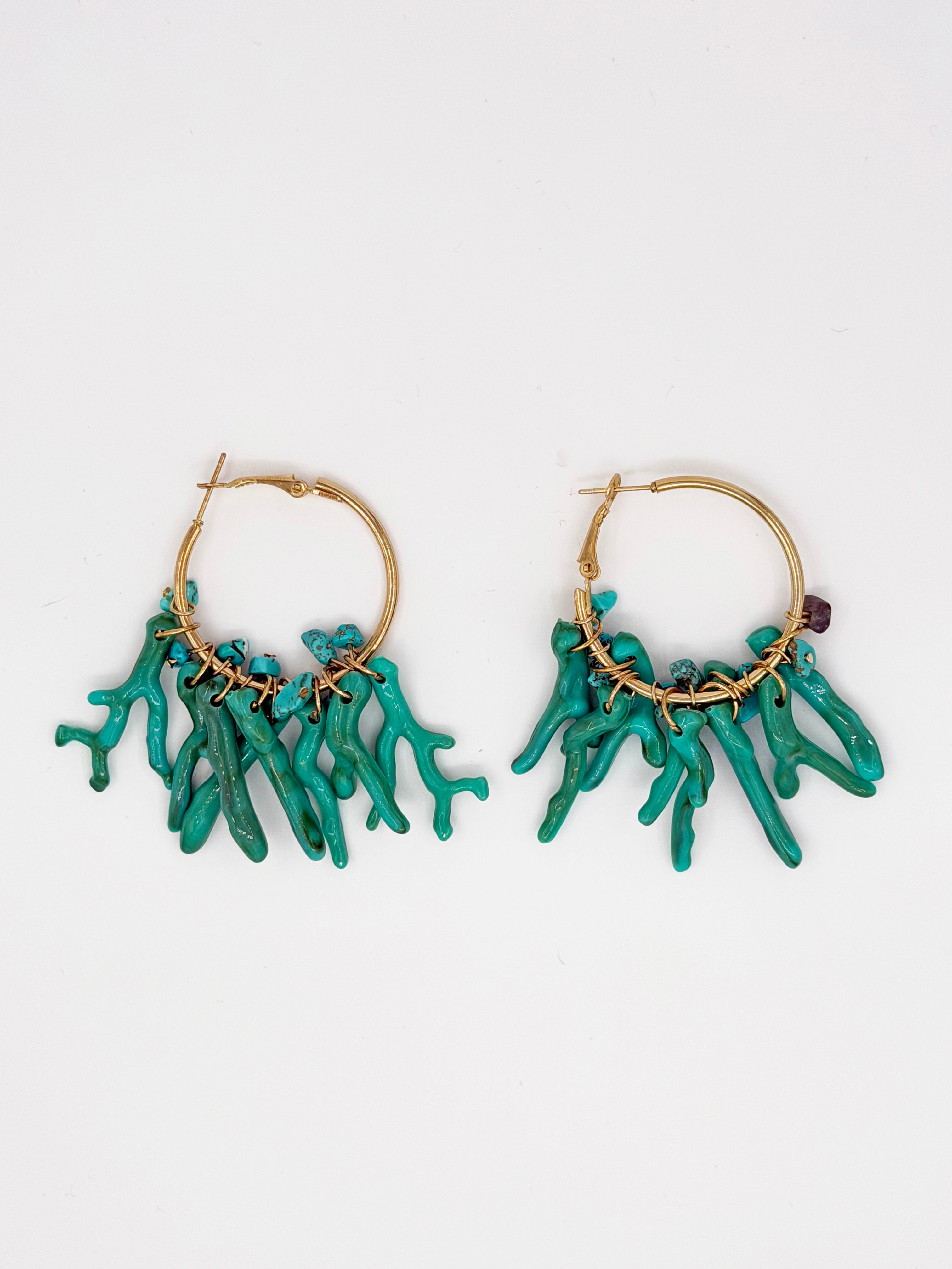 Turkuaz Mercan Formlu Halka Küpe