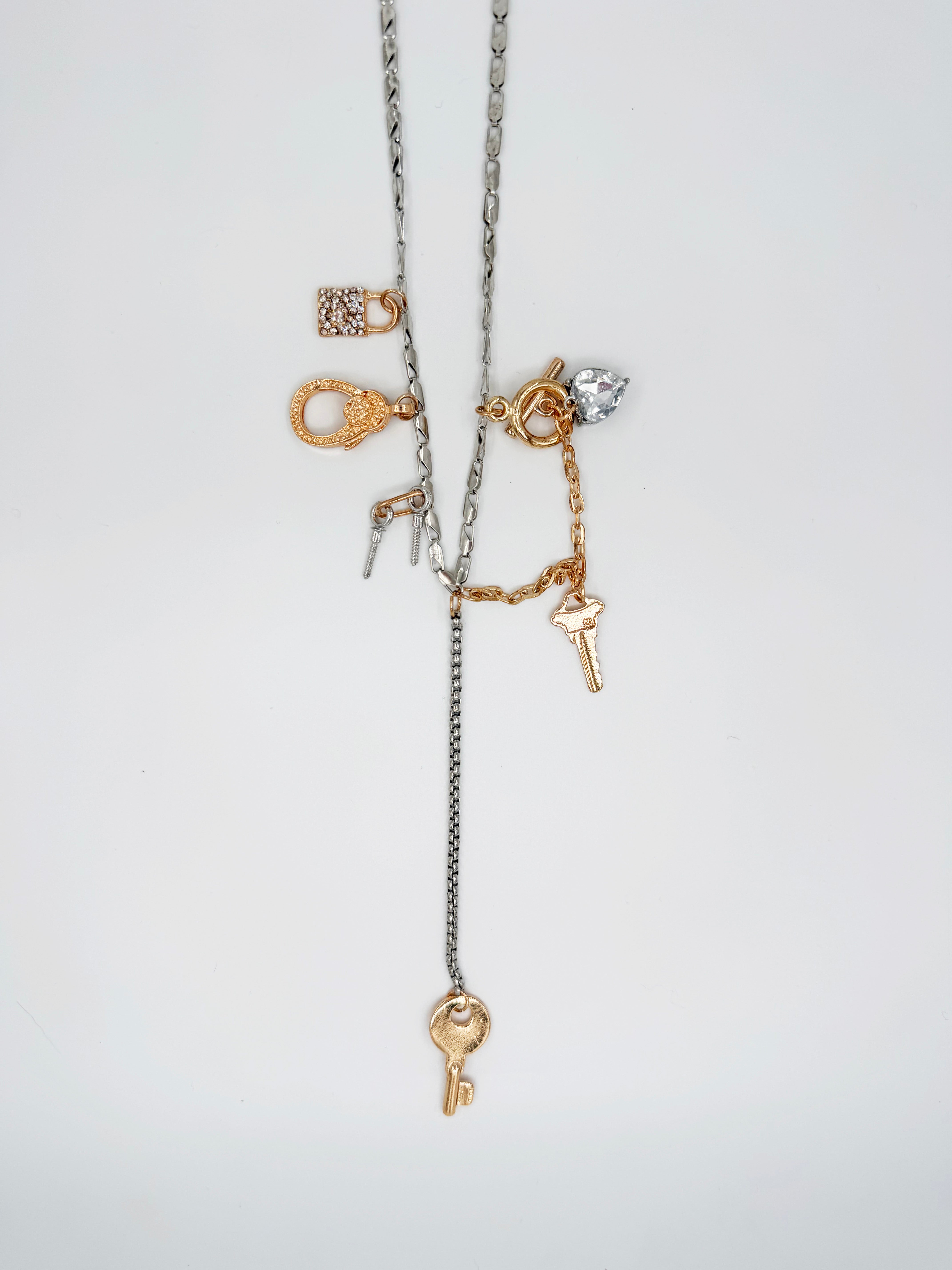 Anahtar ve Kilit Charmlı Kolye
