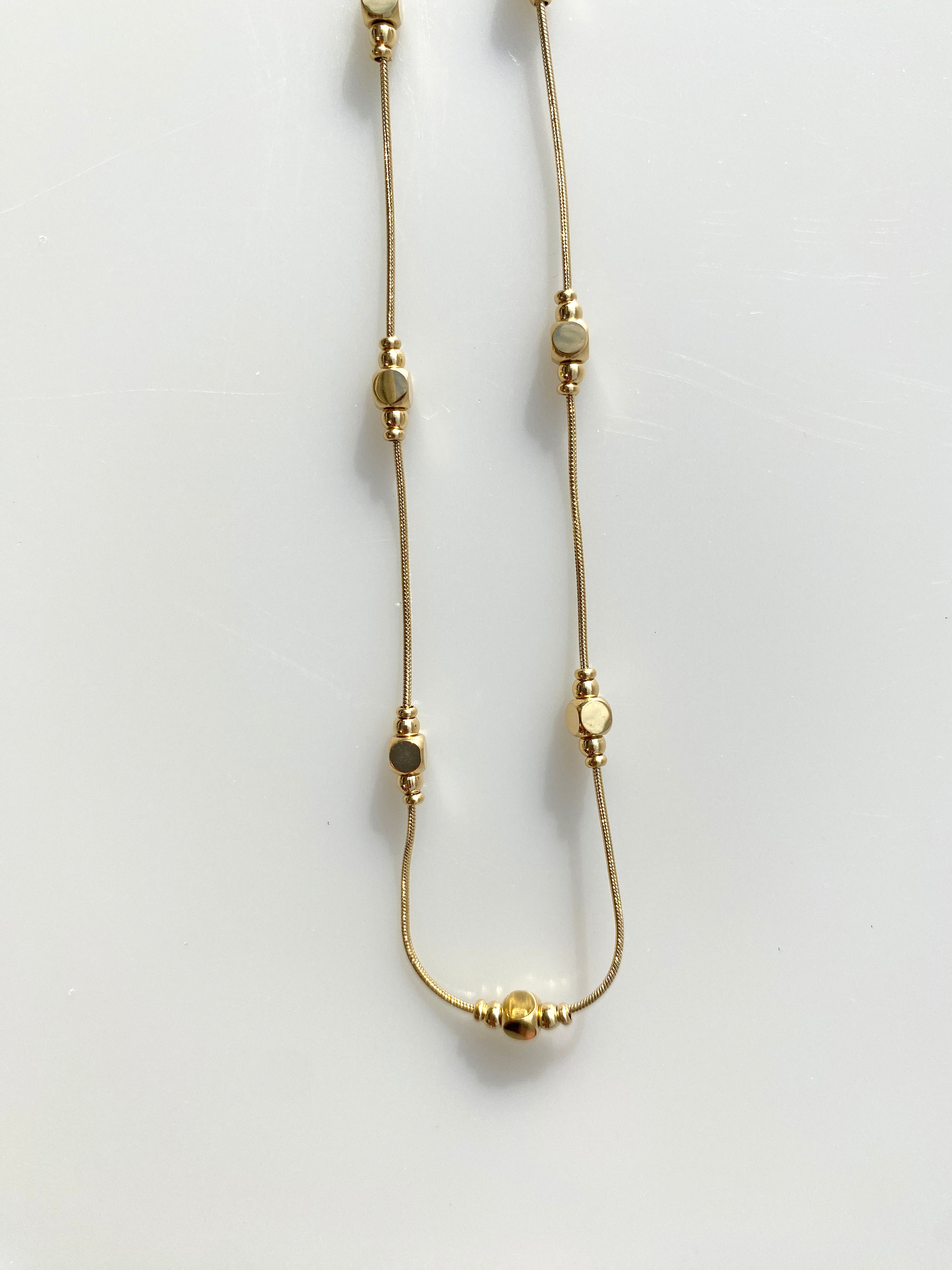 Altın Renk Çelik Top Zincir Kolye