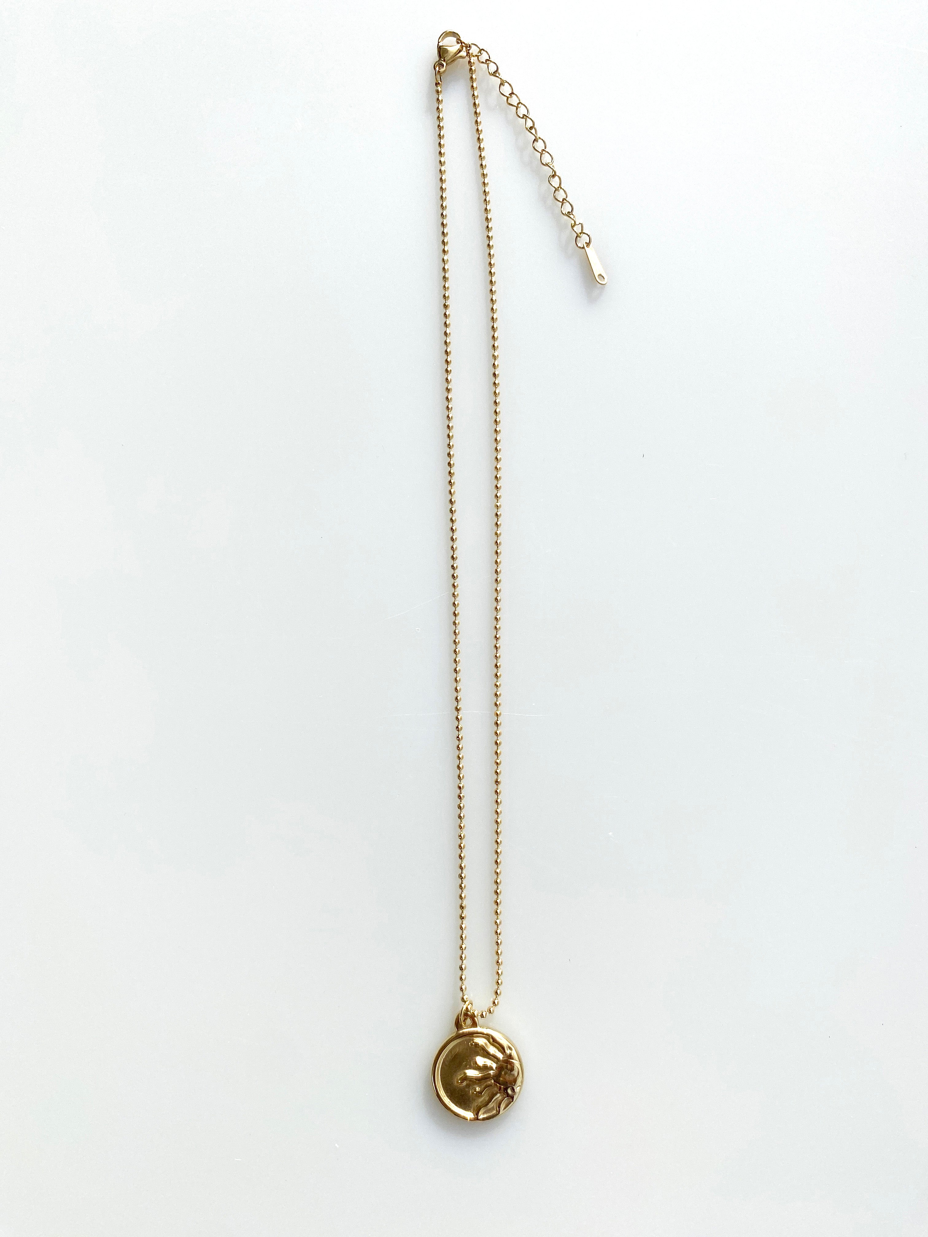 Altın Renk Çelik Güneş Kolye