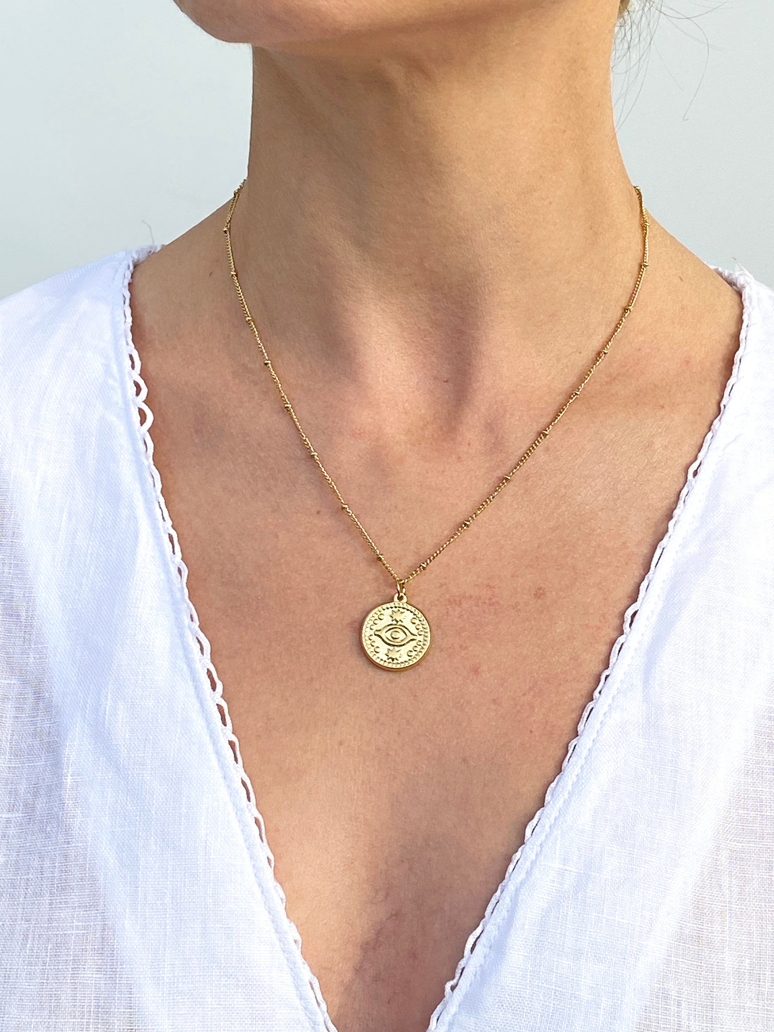 Altın Renk Çelik Göz Kolye