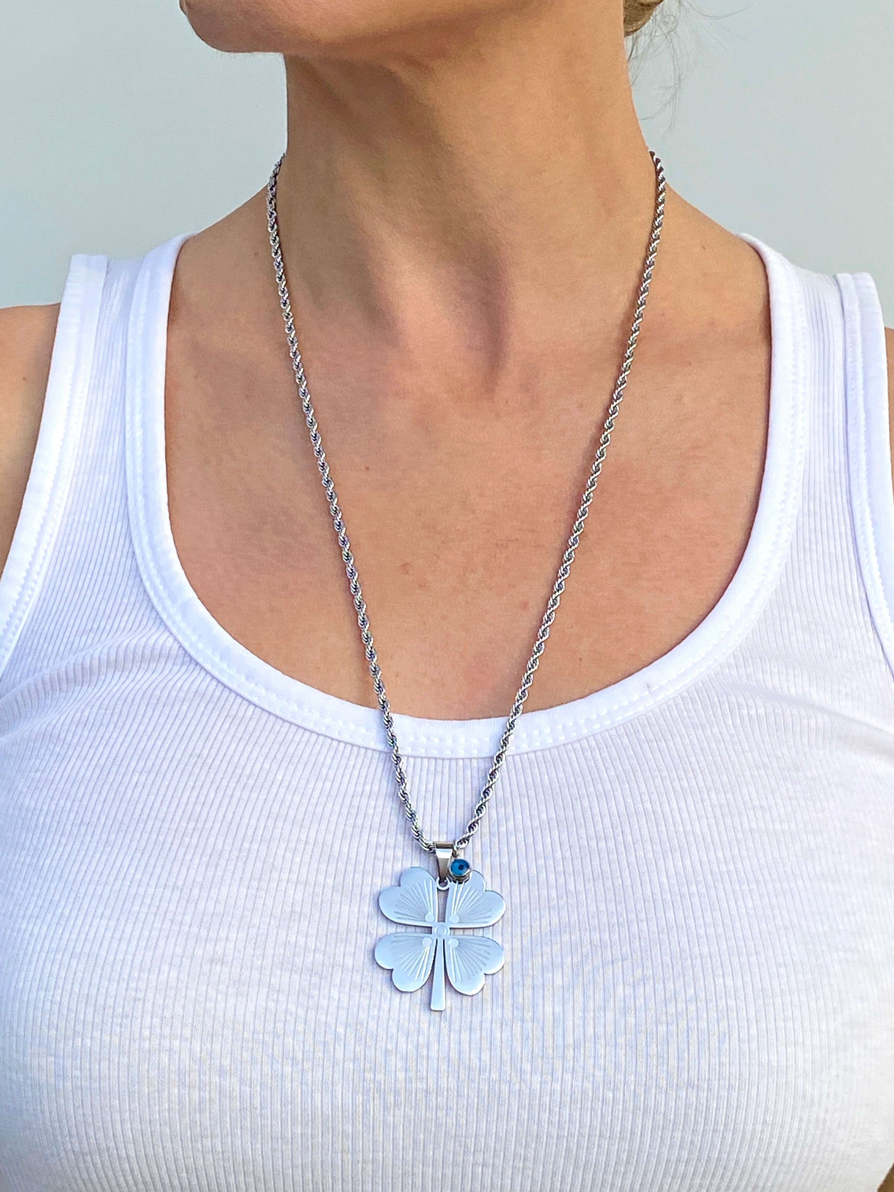 Gümüş Renk Çelik Yonca Kolye