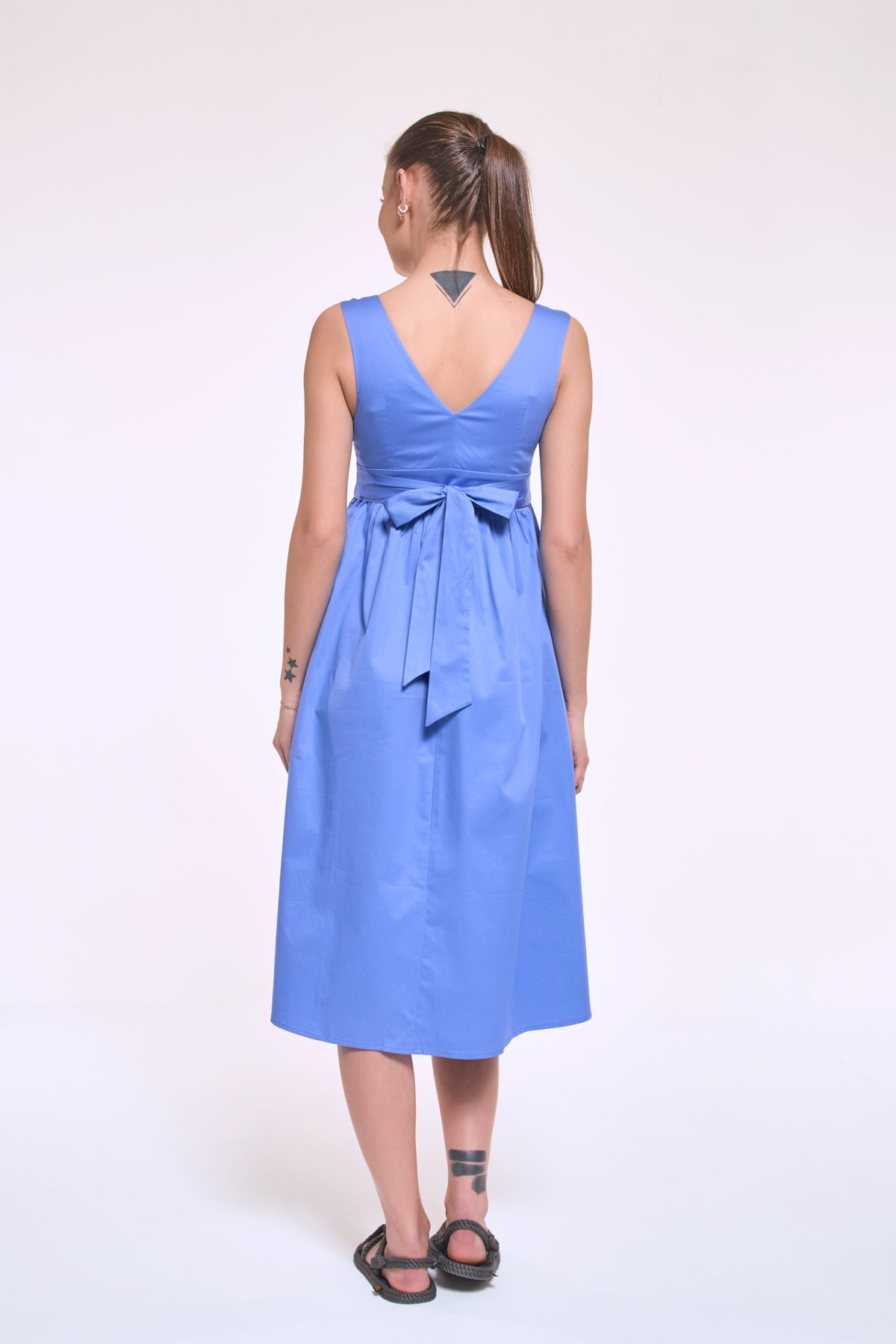 Bow detail of Demi blue midi dress