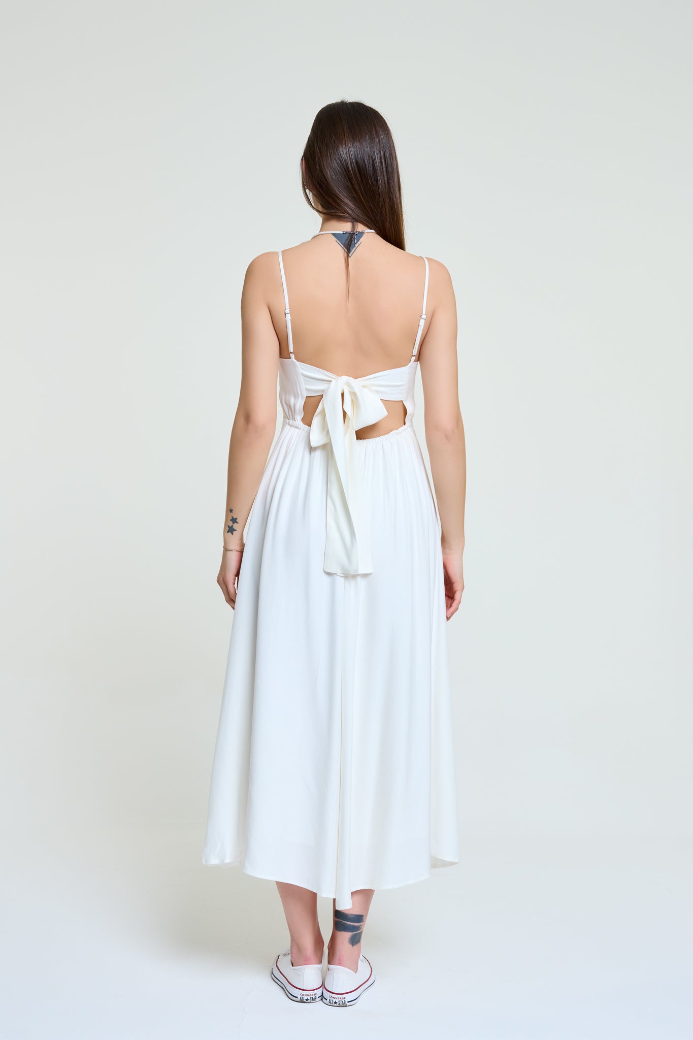 Doris white long dress with bow detail at the back