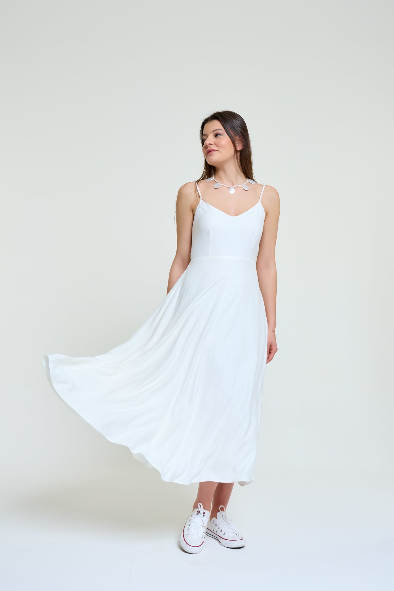 Doris | İp Askılı Sırtı Fiyonk Bağlamalı Beyaz Uzun Elbise