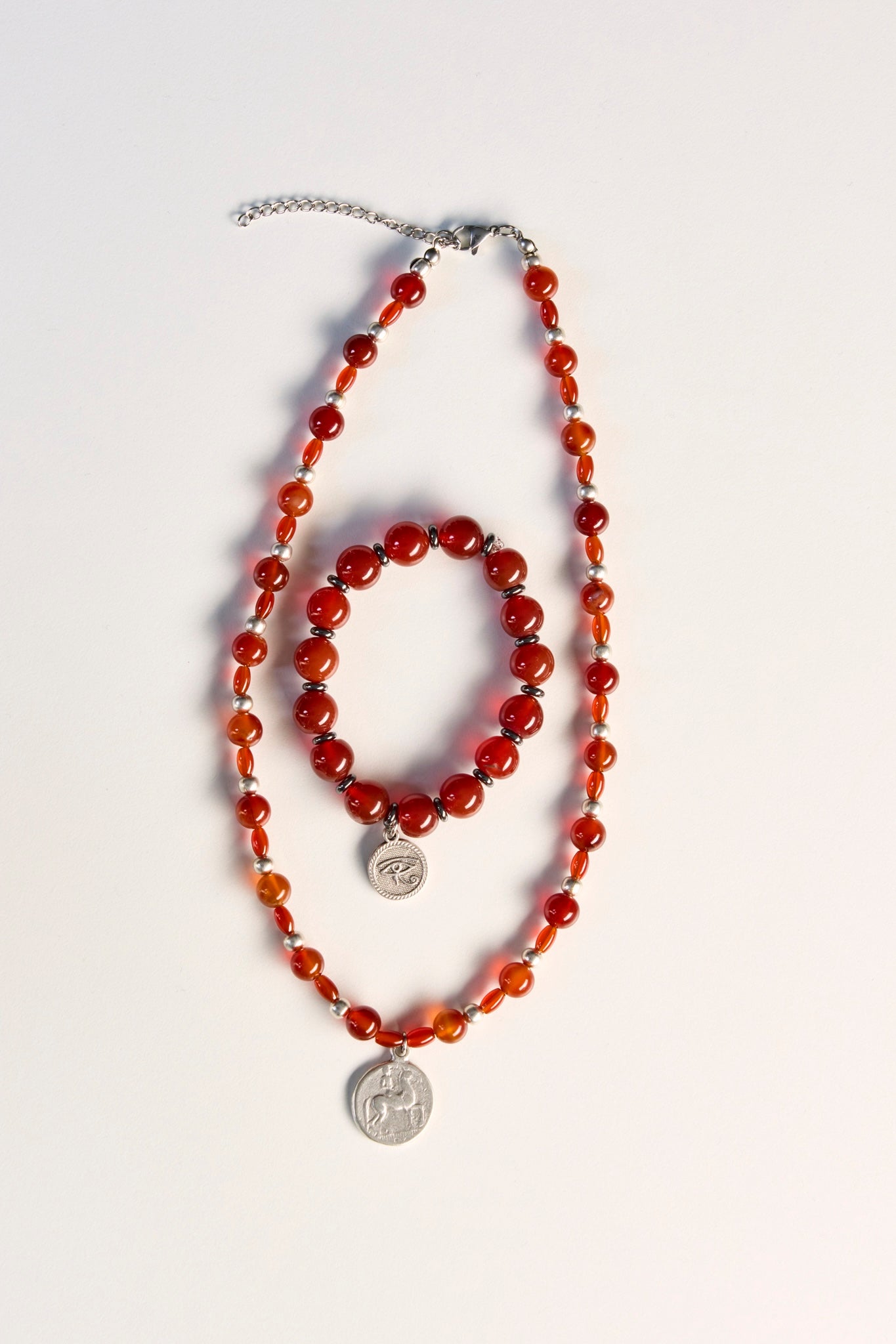 Antik Göz Figürlü Akik Bileklik