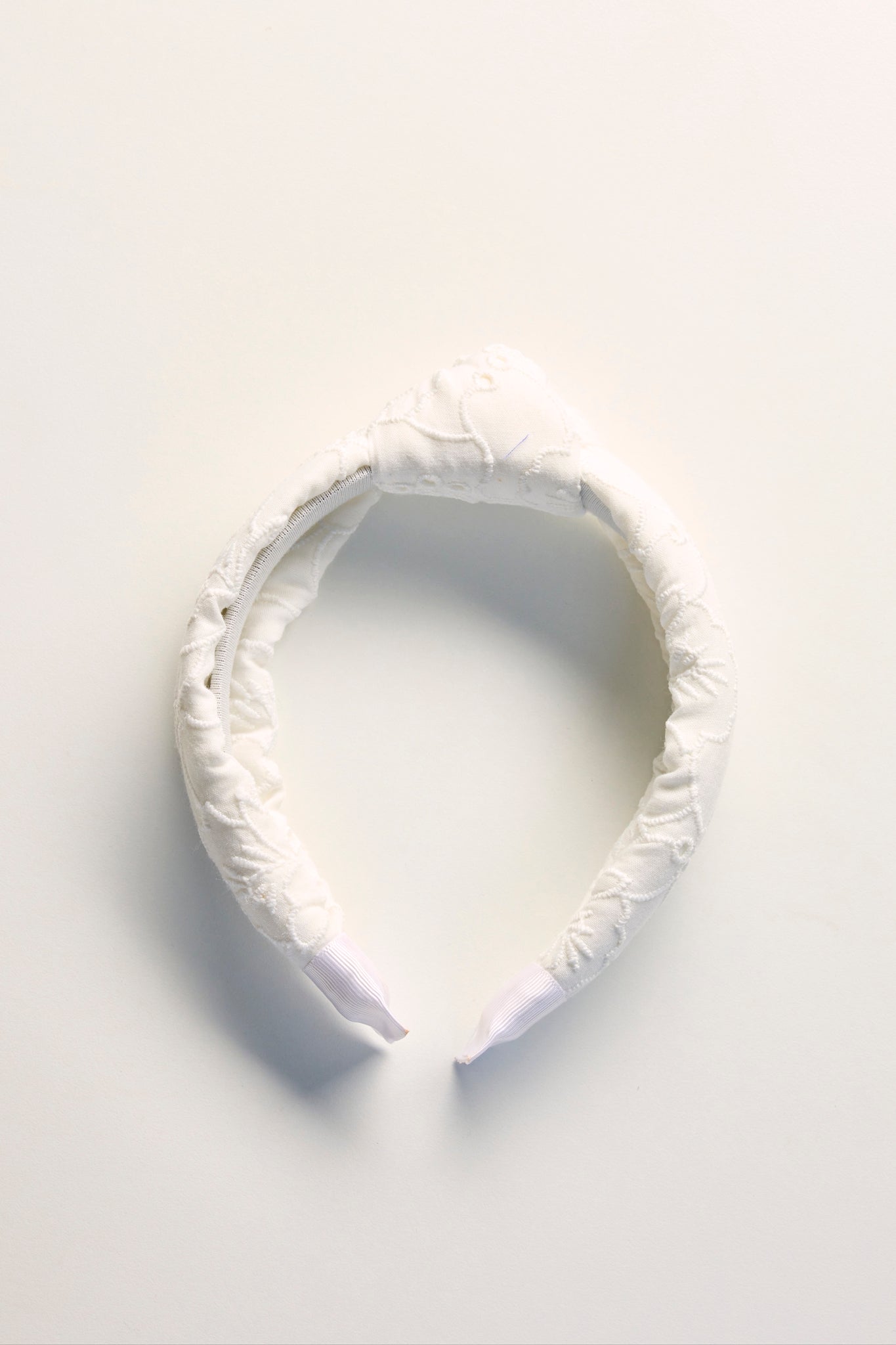 Düğüm Taç | Beyaz Brode