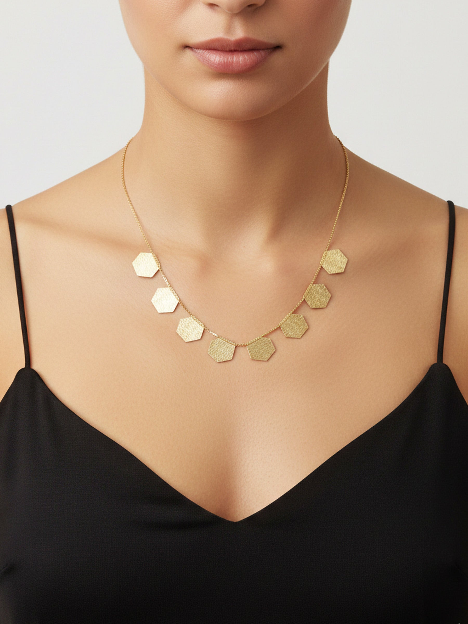 Modern Geometrik Çelik Pul Kolye