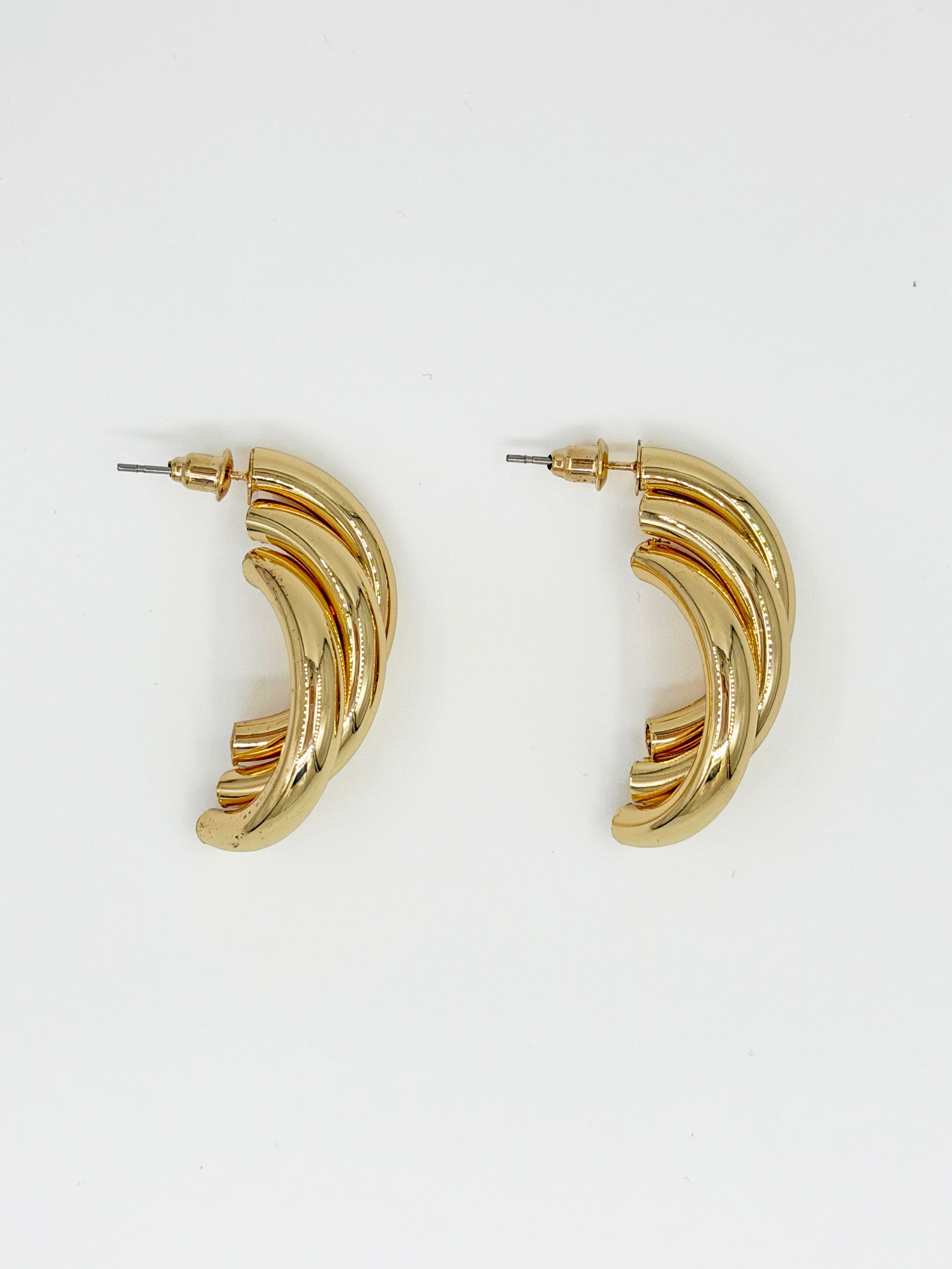 Altın Renk Üç Katmanlı Ark Küpe