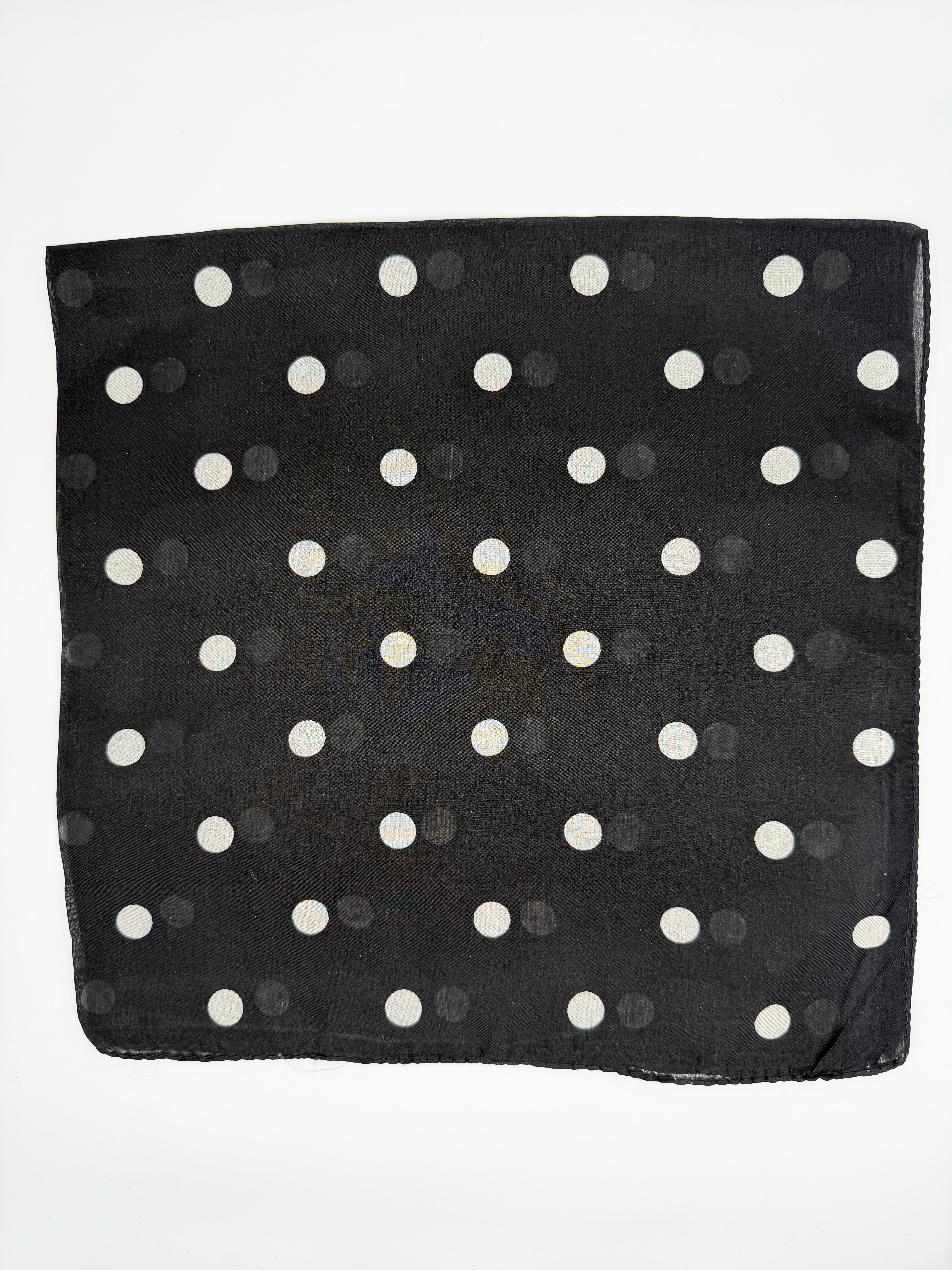Siyah Beyaz Puanlı Kare İpek Fular