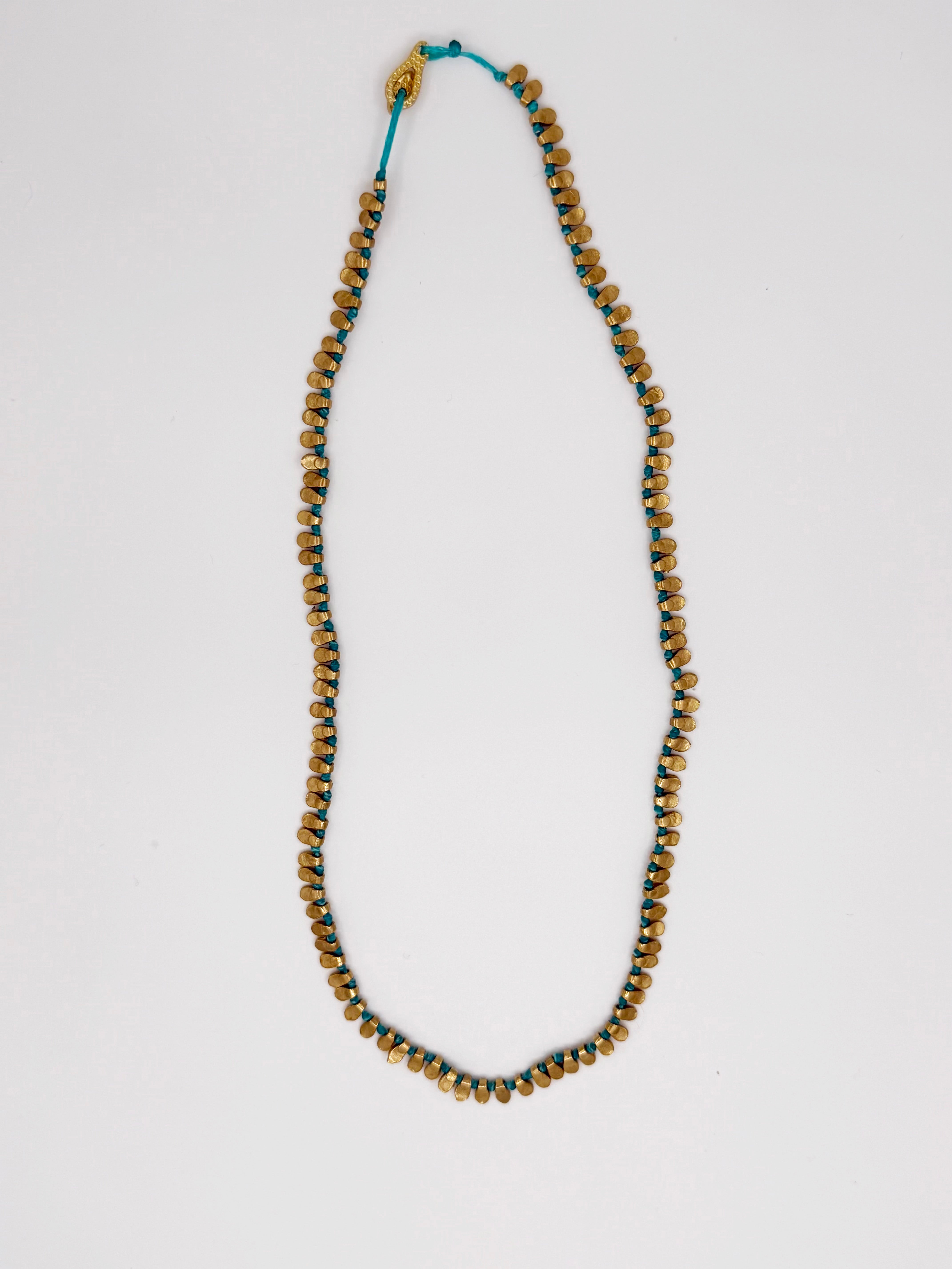 Turkuaz İpli Altın Kaplama Plakalı 925 Ayar Gümüş Kolye