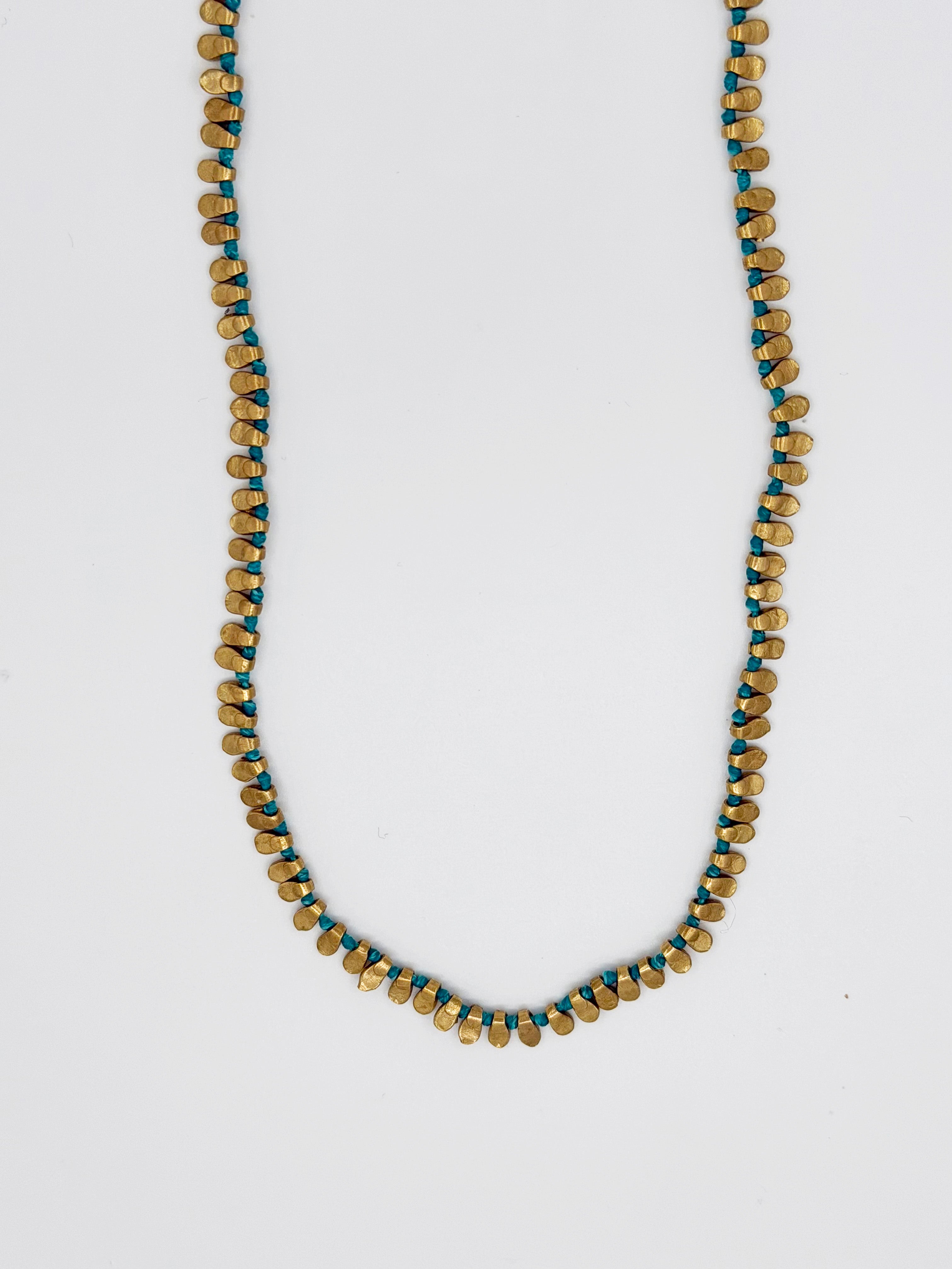 Turkuaz İpli Altın Kaplama Plakalı 925 Ayar Gümüş Kolye