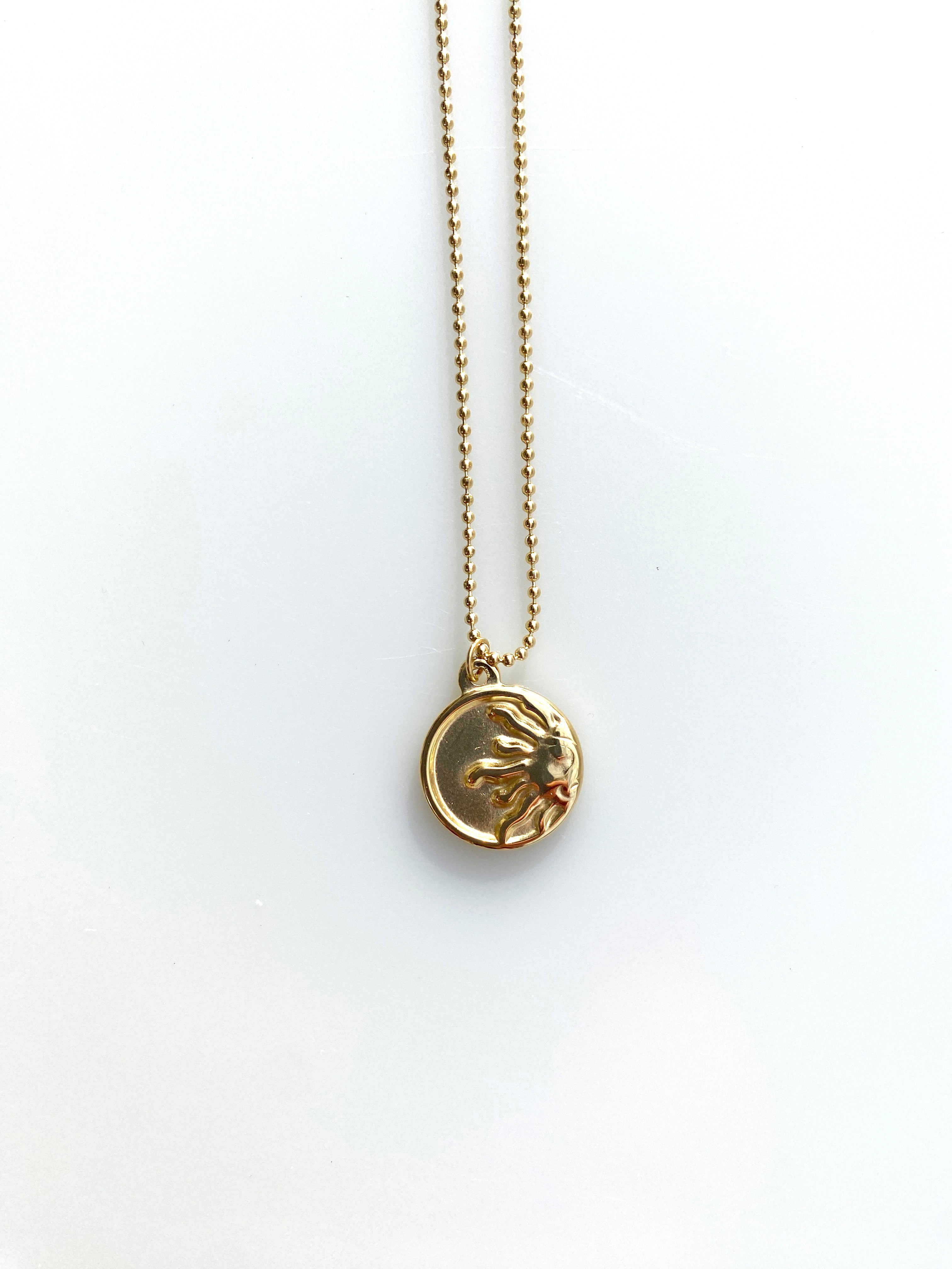 Altın Renk Çelik Güneş Kolye