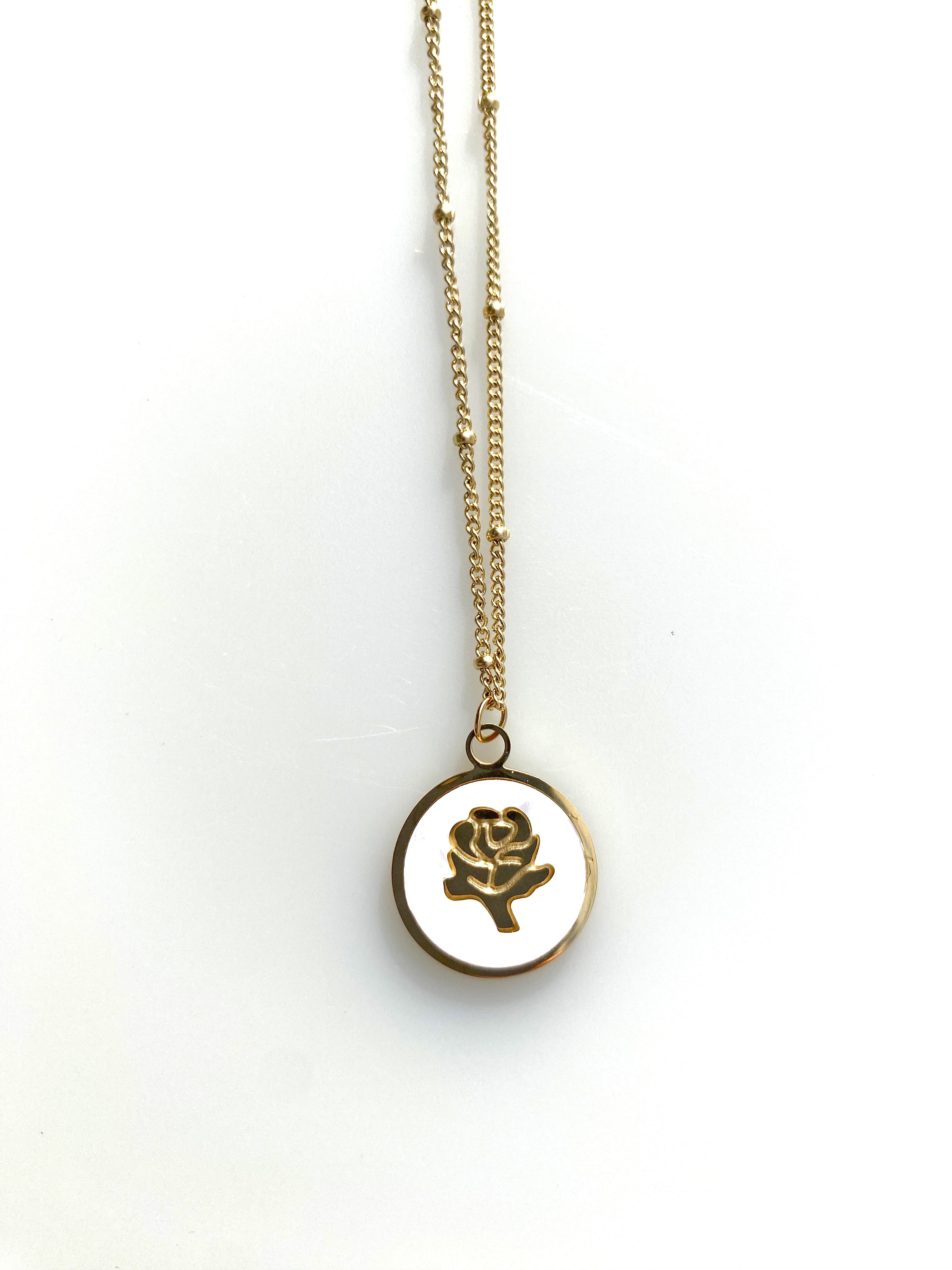 Sedef Çiçek Altın Renk Çelik Kolye